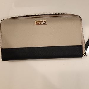 Kate Spade Long Zippy Wallet, Two toned, ALMOST NEW